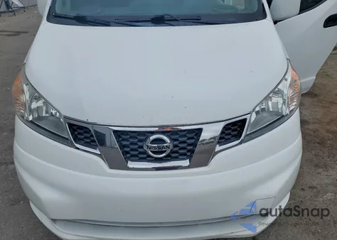 2015 Nissan Nv200 2.5S z USA, uszkodzony, nr VIN 3N6CM0KN9FK720681